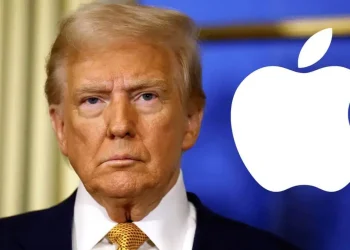 Trump Warns Apple: 25% Tariff on Foreign-Made iPhones